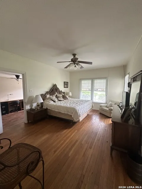 844 Laurel Uvalde, TX 78801