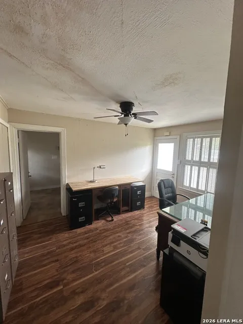 844 Laurel Uvalde, TX 78801