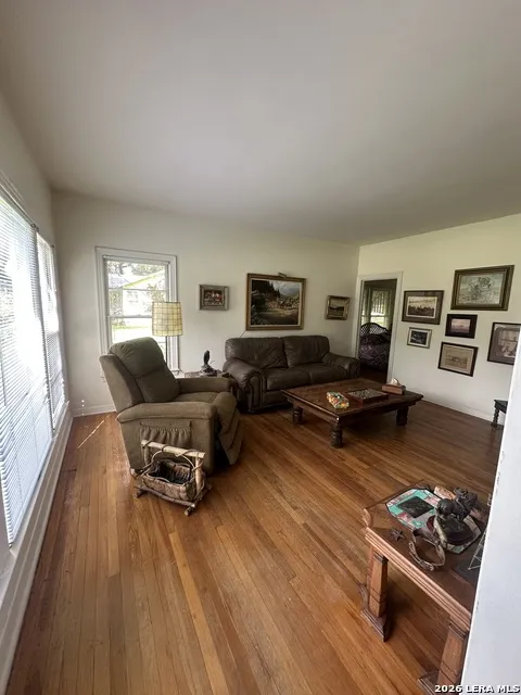 844 Laurel Uvalde, TX 78801