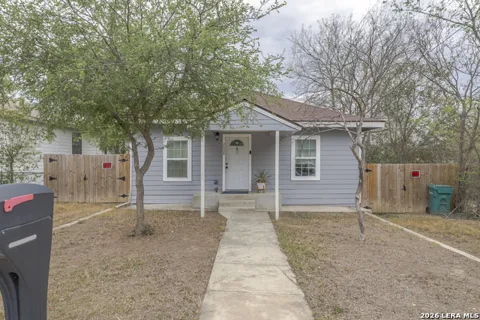 2608 LEAL ST