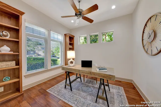 211 Inslee Ave Alamo Heights, TX 78209