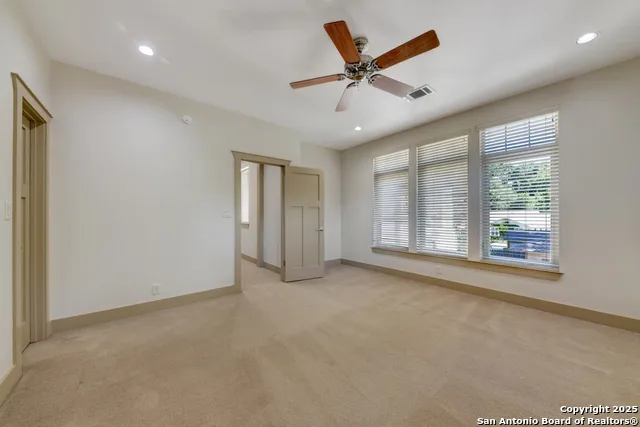 211 Inslee Ave Alamo Heights, TX 78209