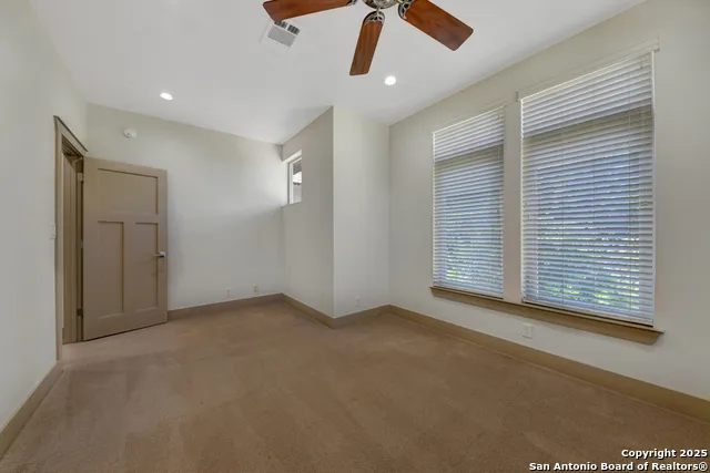 211 Inslee Ave Alamo Heights, TX 78209