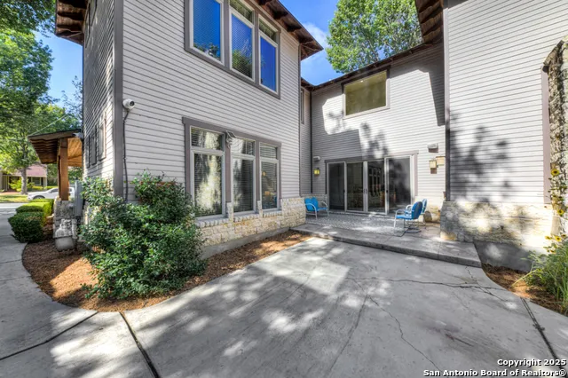 211 Inslee Ave Alamo Heights, TX 78209