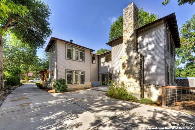 211 Inslee Ave Alamo Heights, TX 78209