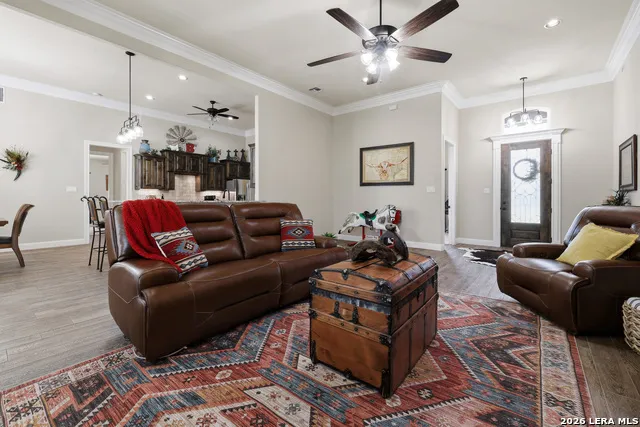 529 Double Gate Castroville, TX 78009