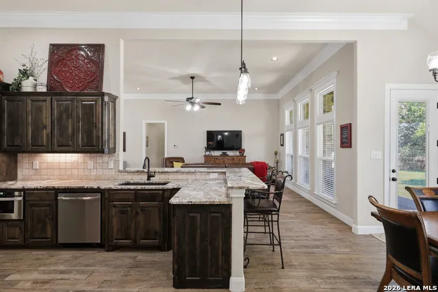529 Double Gate Castroville, TX 78009