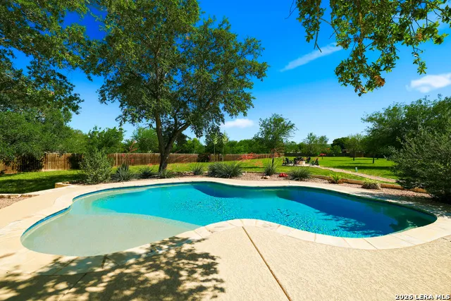529 Double Gate Castroville, TX 78009