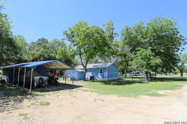 124 COVE DR Pipe Creek, TX 78063