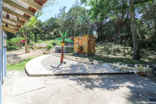 124 COVE DR Pipe Creek, TX 78063