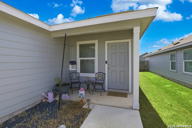 9220 James Bowie Seguin, TX 78155