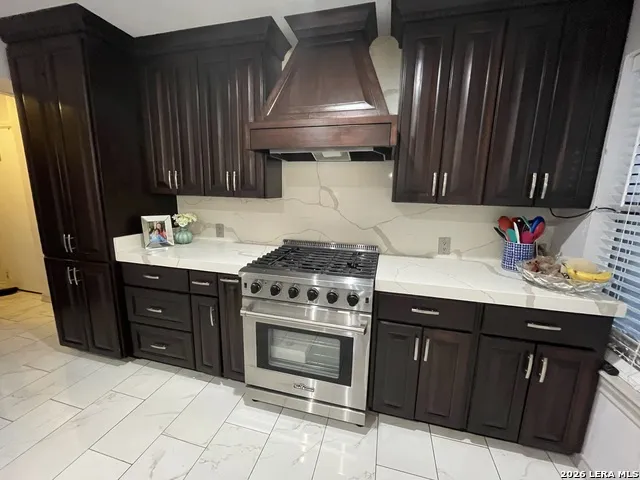 808 E San Pedro Street Laredo, TX 78041