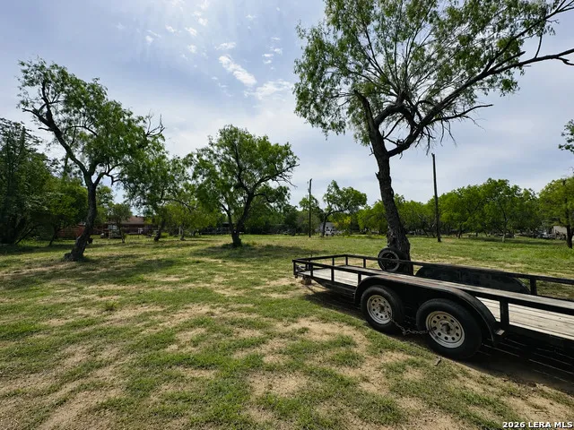 TBD E 2nd Elmendorf, TX 78112