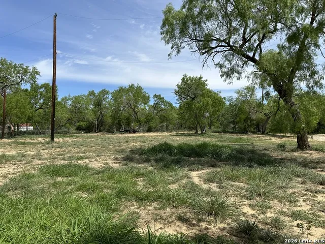 TBD E 2nd Elmendorf, TX 78112