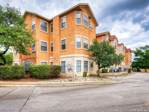 6160 Eckhert Unit APT 1718