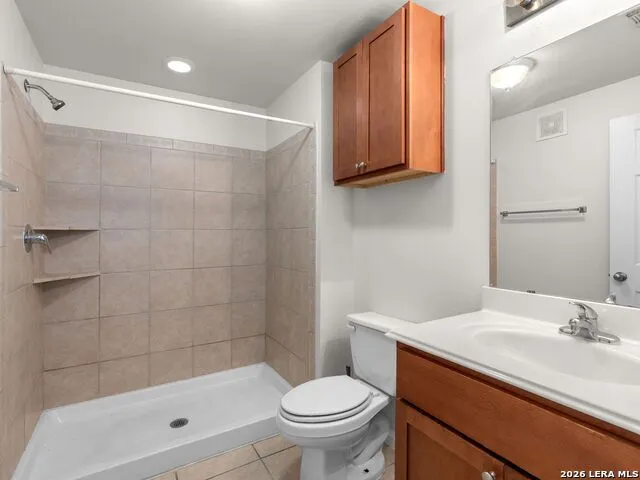 6160 Eckhert Unit APT 1718 San Antonio, TX 78240