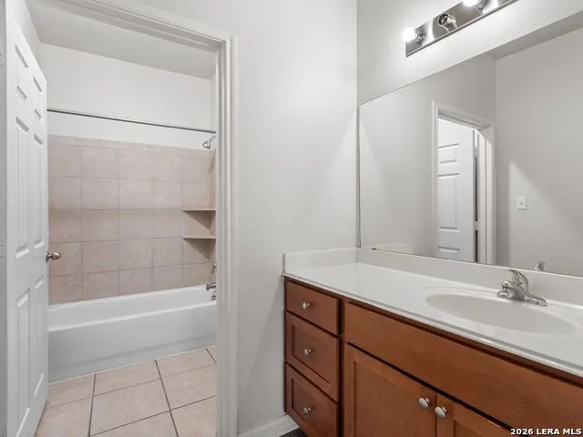 6160 Eckhert Unit APT 1718 San Antonio, TX 78240