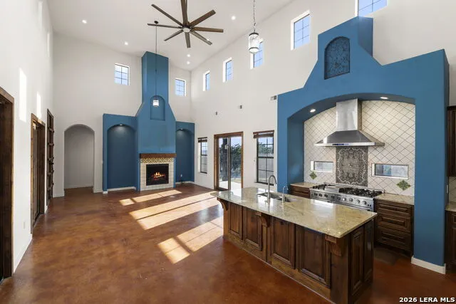 217 Saddle Wood Comfort, TX 78013