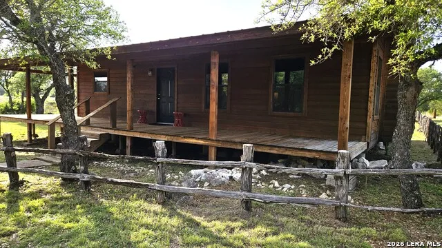 11695 COUNTY ROAD 350 Barksdale, TX 78828