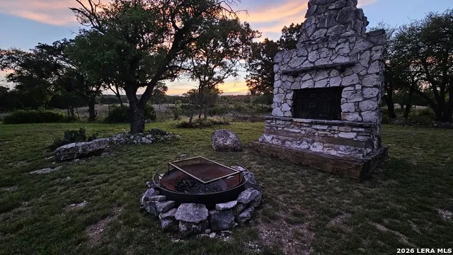 11695 COUNTY ROAD 350 Barksdale, TX 78828