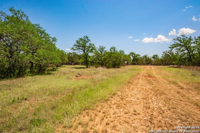 101 Betty Drive Bandera, TX 78803