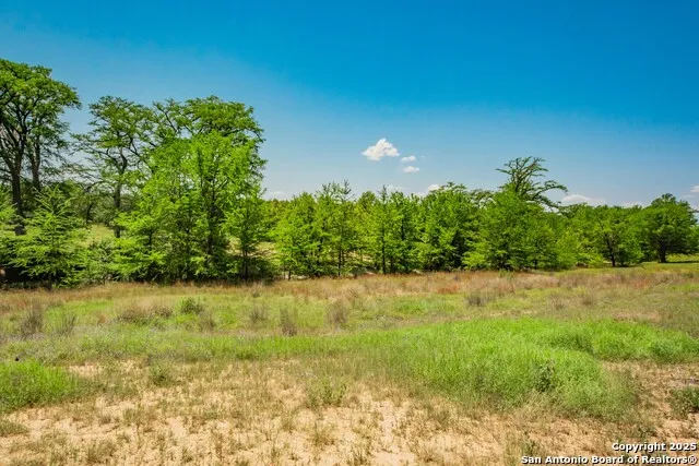 101 Betty Drive Bandera, TX 78803