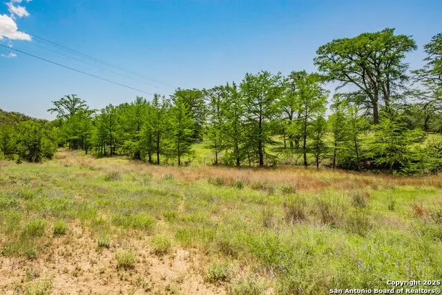 101 Betty Drive Bandera, TX 78803