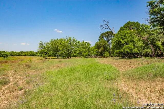 101 Betty Drive Bandera, TX 78803