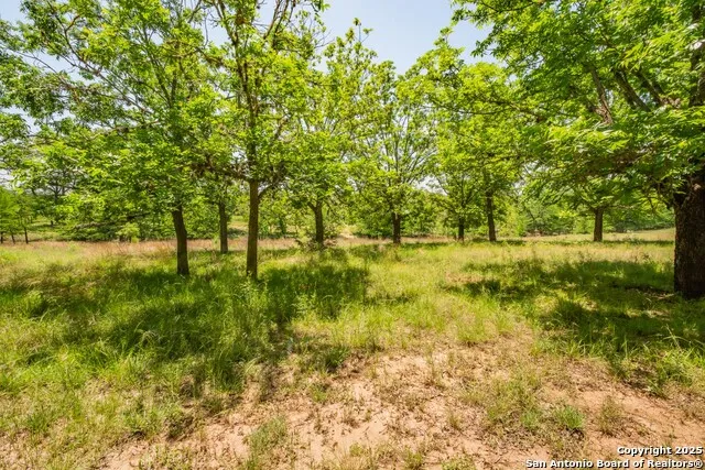 101 Betty Drive Bandera, TX 78803