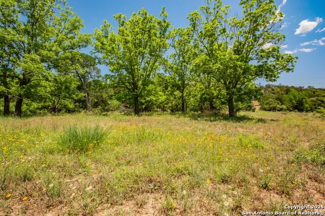 101 Betty Drive Bandera, TX 78803