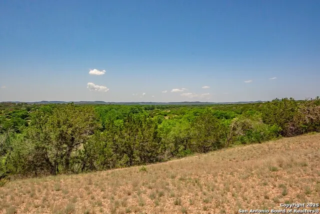 101 Betty Drive Bandera, TX 78803