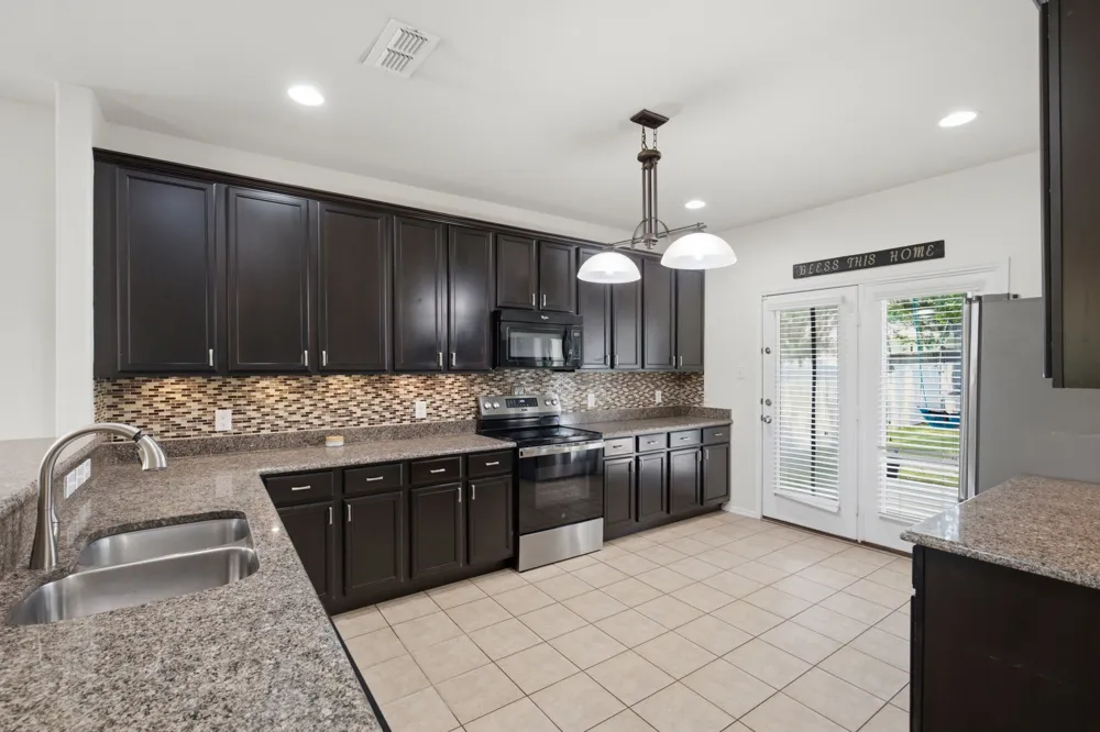 10009 Concord Drive Providence Village, TX 76227