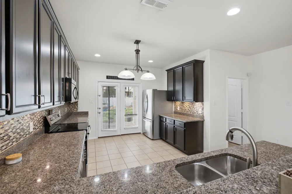 10009 Concord Drive Providence Village, TX 76227