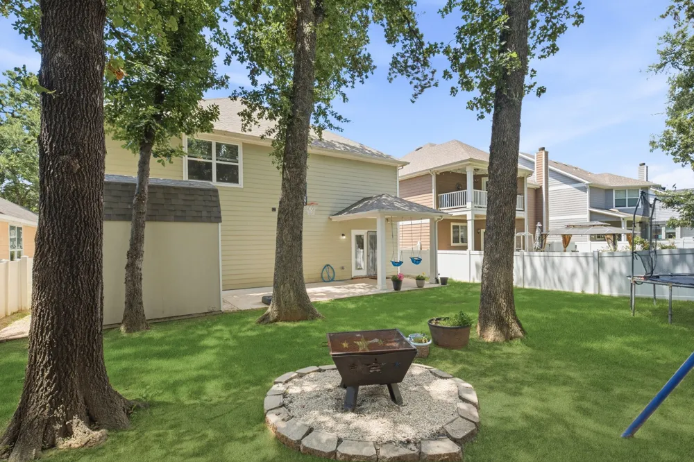 10009 Concord Drive Providence Village, TX 76227