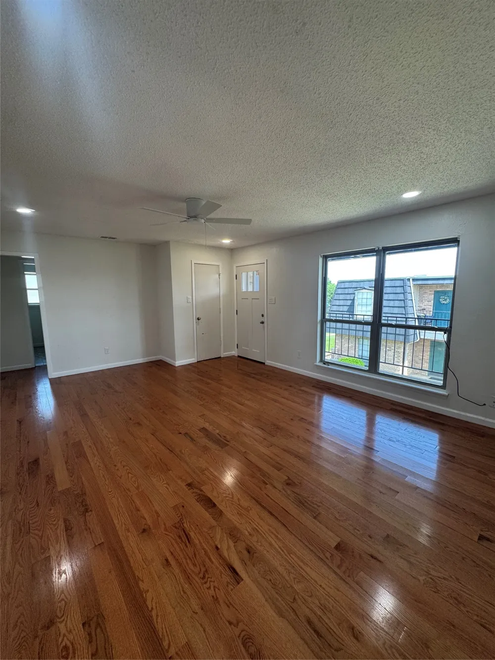 9519 Westpark Drive Benbrook, TX 76126