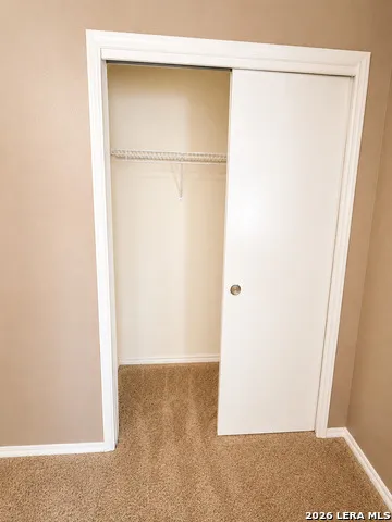 9006 Pinseeker Selma, TX 78154