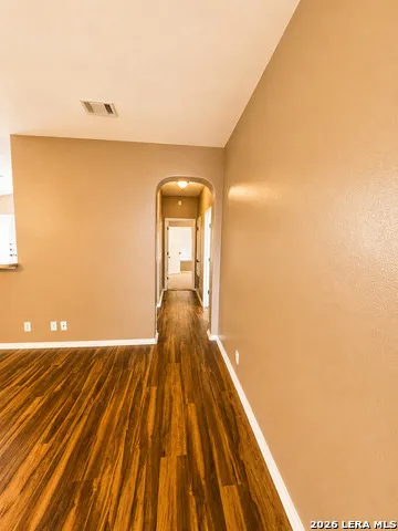 9006 Pinseeker Selma, TX 78154