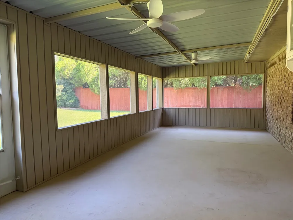 1016 Cliff Drive Graham, TX 76450