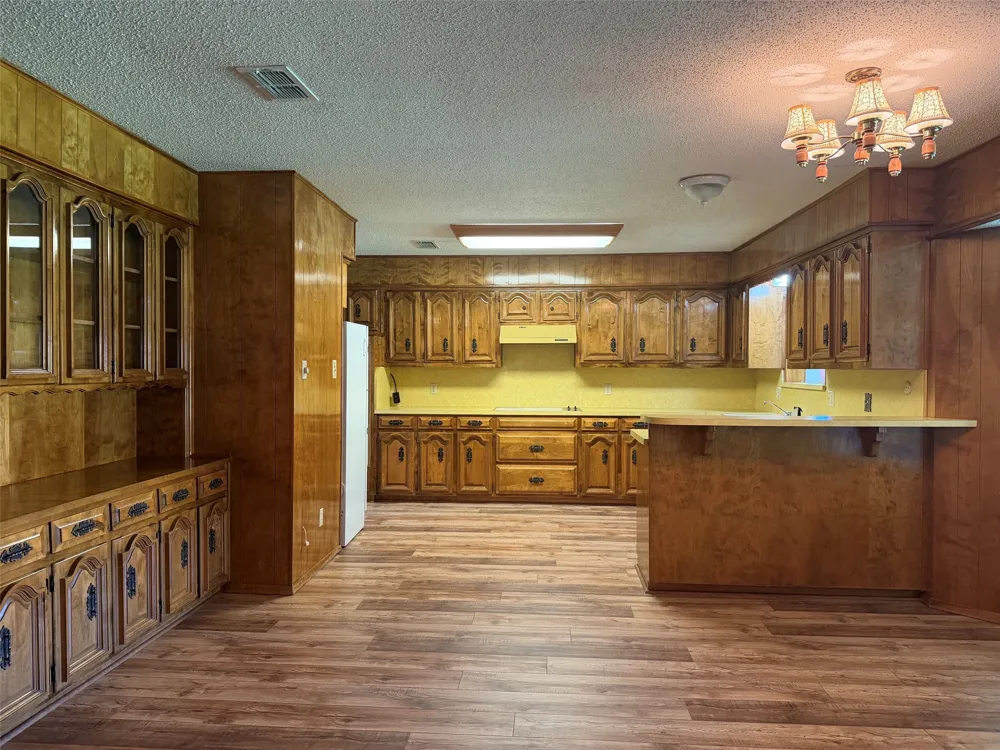 1016 Cliff Drive Graham, TX 76450