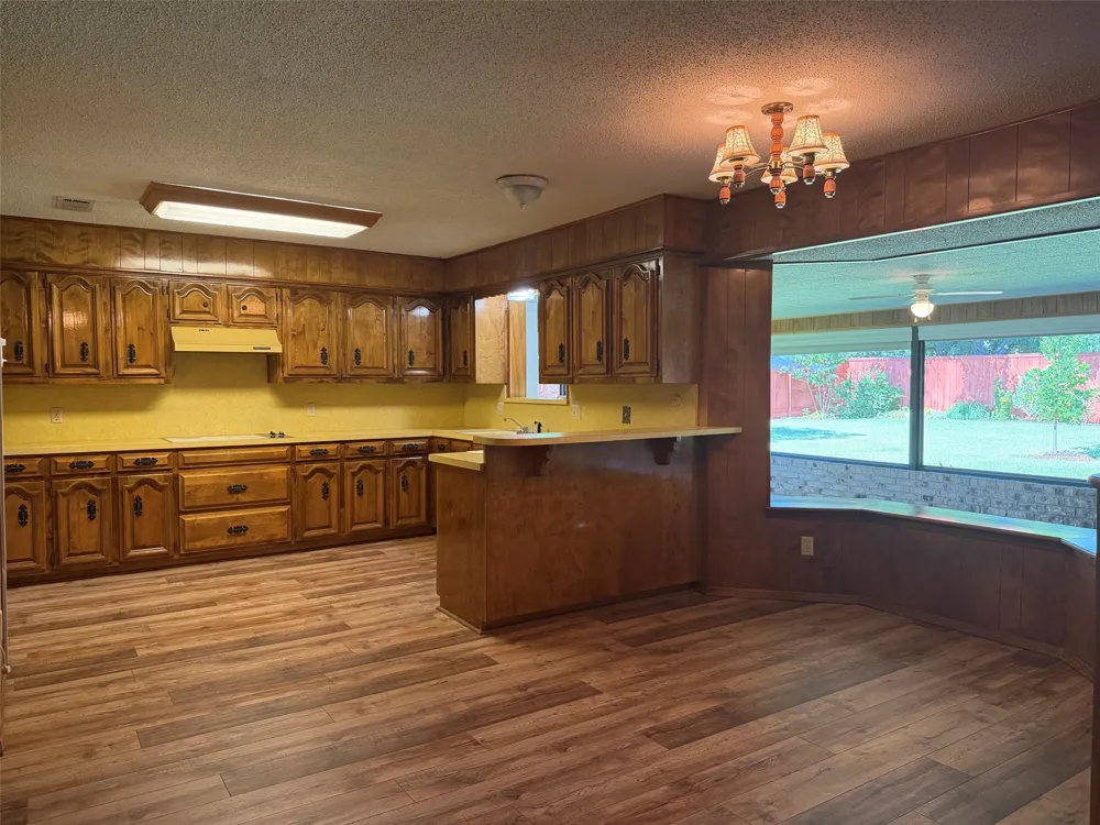1016 Cliff Drive Graham, TX 76450
