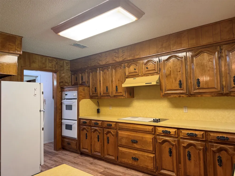 1016 Cliff Drive Graham, TX 76450