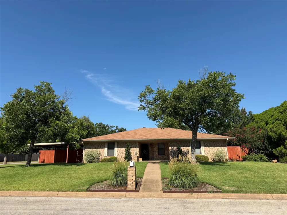 1016 Cliff Drive Graham, TX 76450