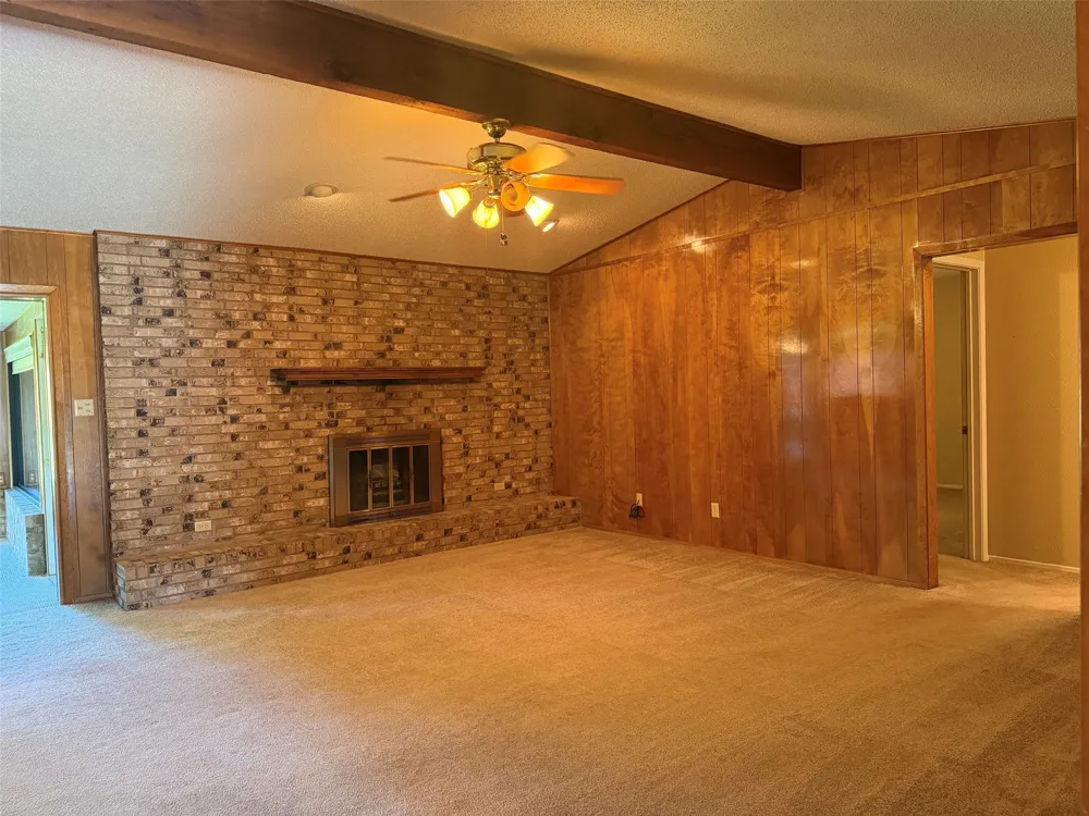 1016 Cliff Drive Graham, TX 76450