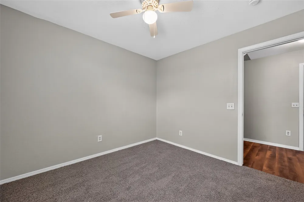 226 Cliff Heights Circle Dallas, TX 75241