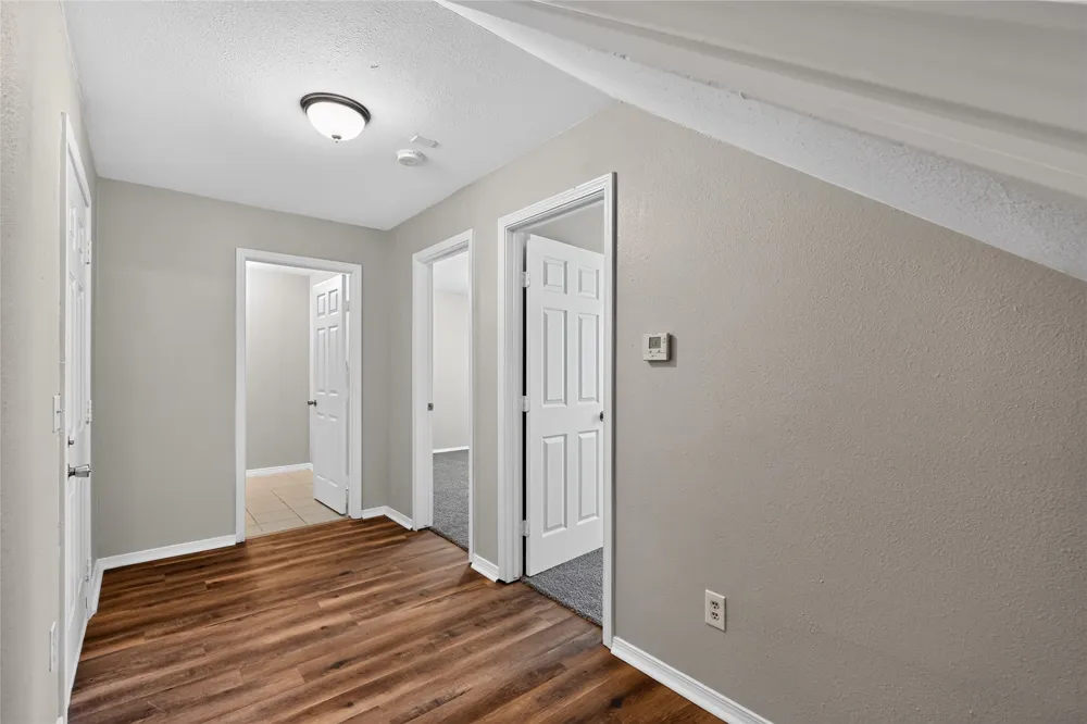 226 Cliff Heights Circle Dallas, TX 75241
