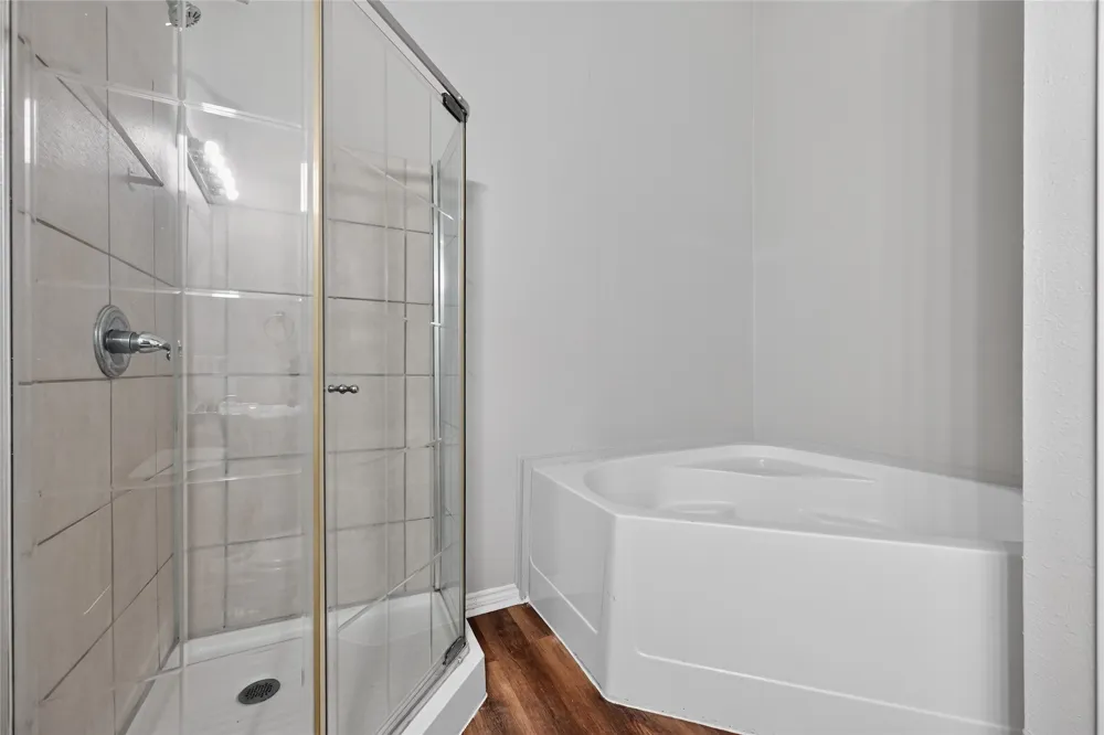 226 Cliff Heights Circle Dallas, TX 75241