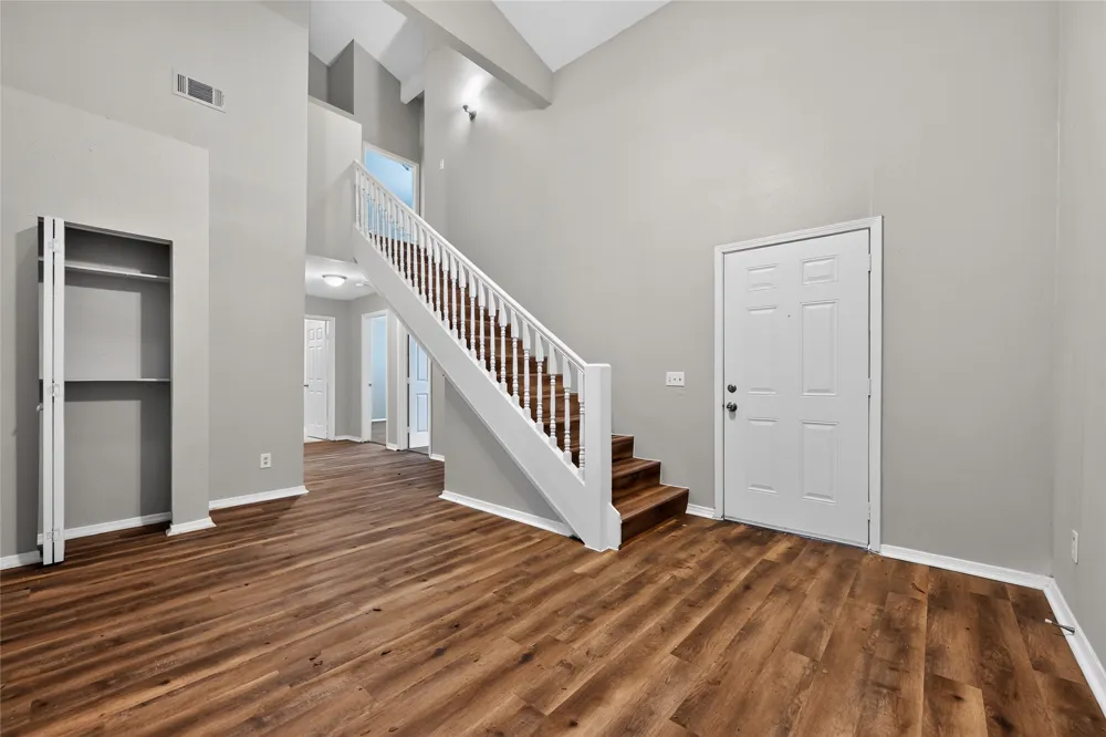 226 Cliff Heights Circle Dallas, TX 75241