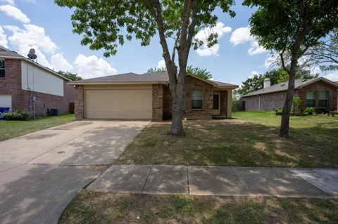3841 Meredith Lane