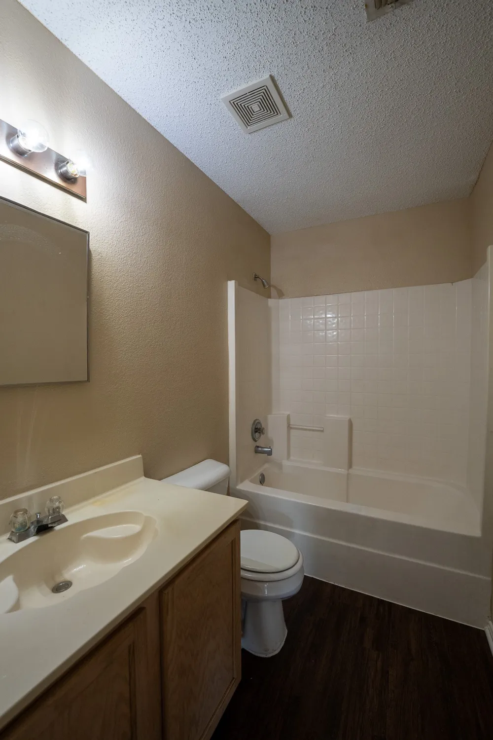 3841 Meredith Lane Balch Springs, TX 75180