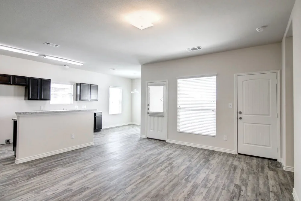 2038 Dyer Drive Lancaster, TX 75146
